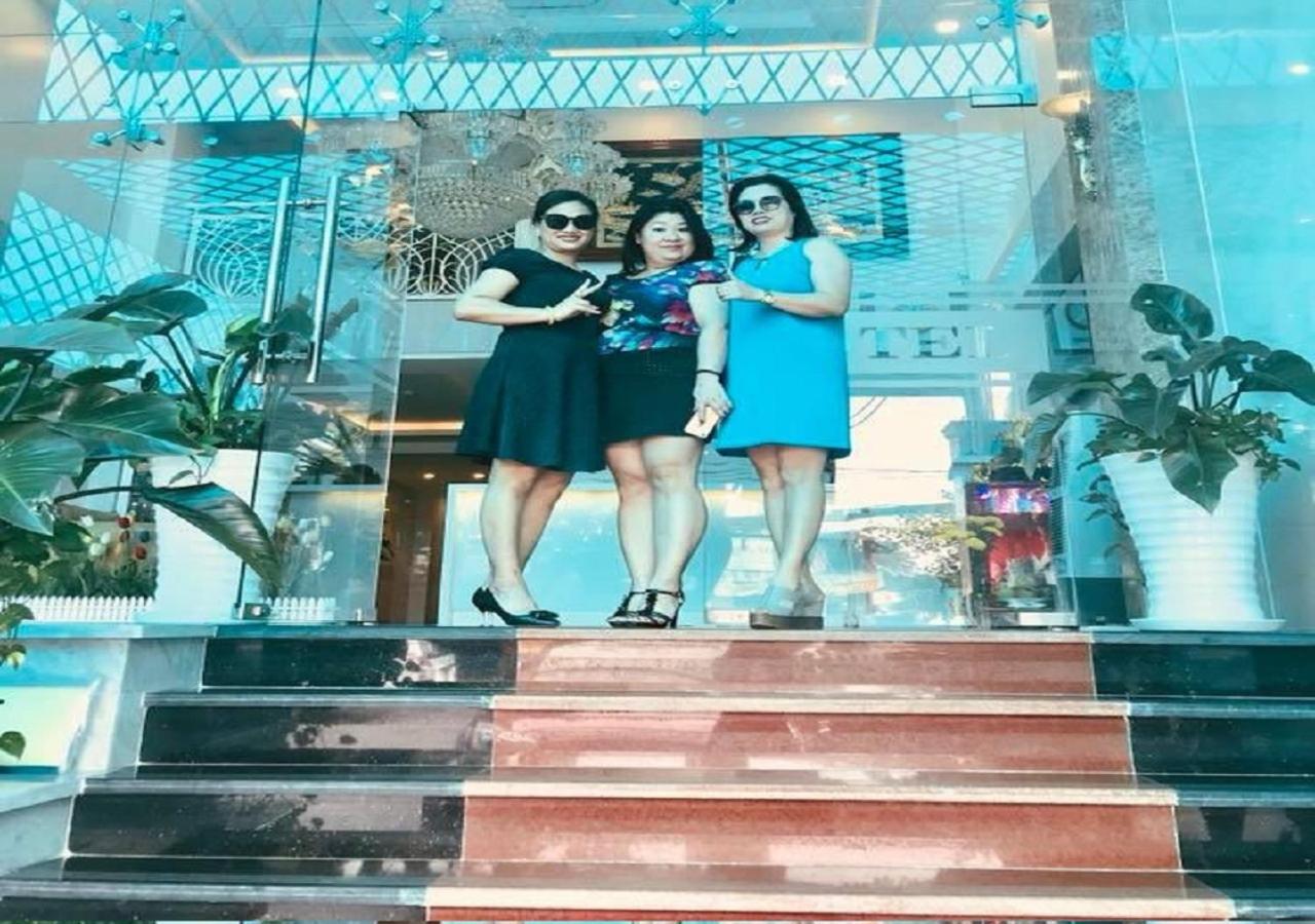Khách sạn Vivian 3*